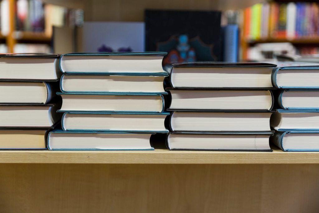 ce-inseamna-carti-de-beletristica-1